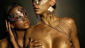 Bachelor girl Mac Gold Lesbians