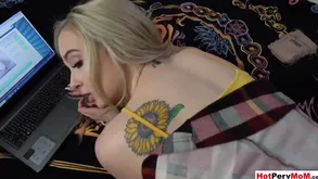 Fucked my teen stepsis together with got stinking hard by MILF stepmom