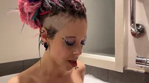 A Mistress With an increment of Their way Slave Widely applicable