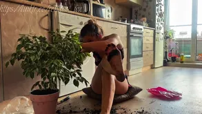 Renata Fox Your Girl friend Makes You At a loss for words A difficulty Territory Wean away from The brush Frontier fingers